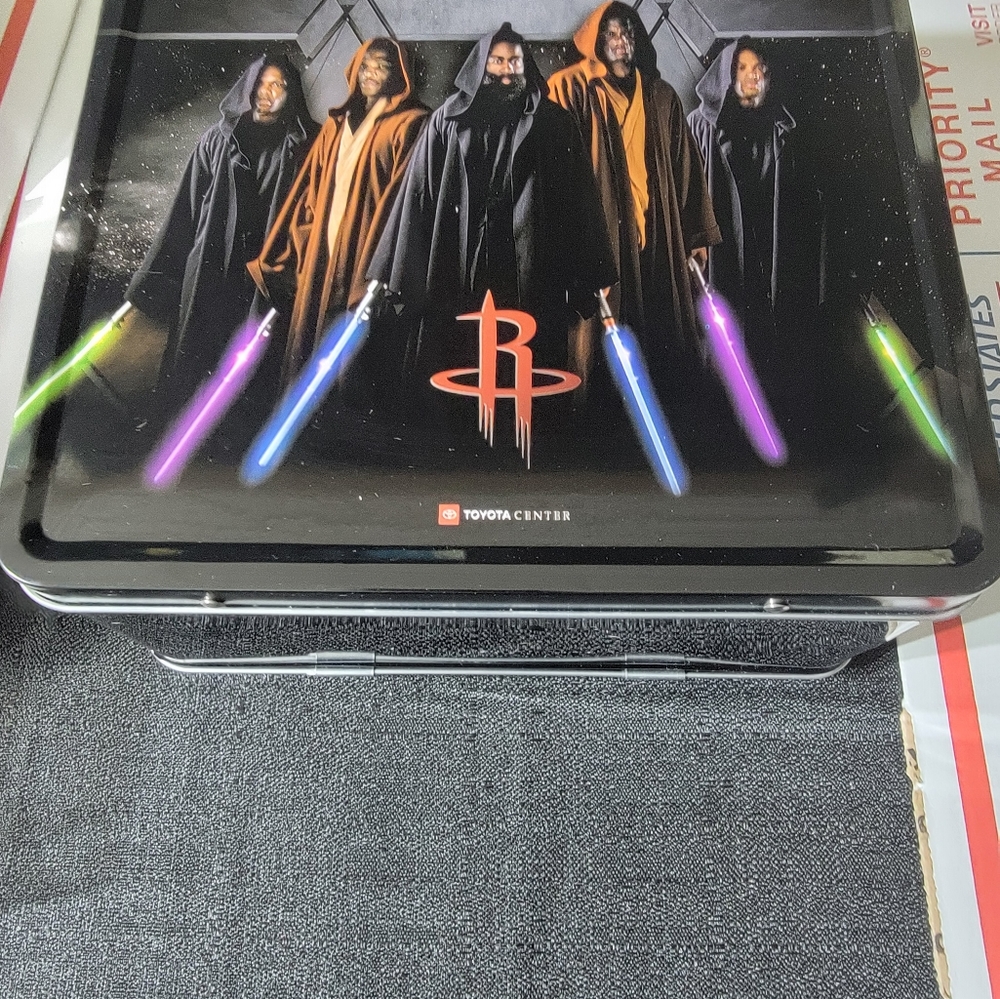 Houston Rockets star wars lunch box